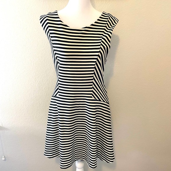 Free People Dresses & Skirts - Free People Women’s Cha Cha Black Striped Mini Dress Size L